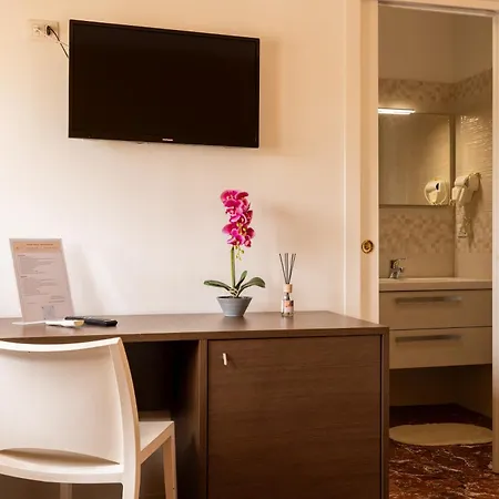 Dimora Costa Del Sole Pensionat 3*